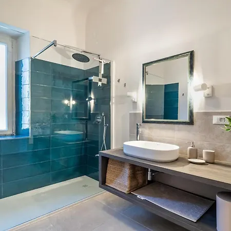 Lovely Oasi X7 - Near Station Apartment *