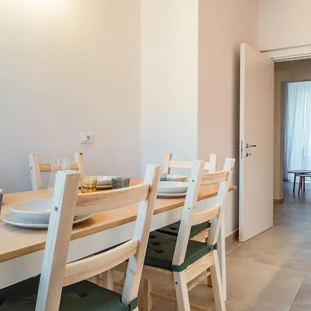 Apartment Lovely Oasi X7 - Near Station *