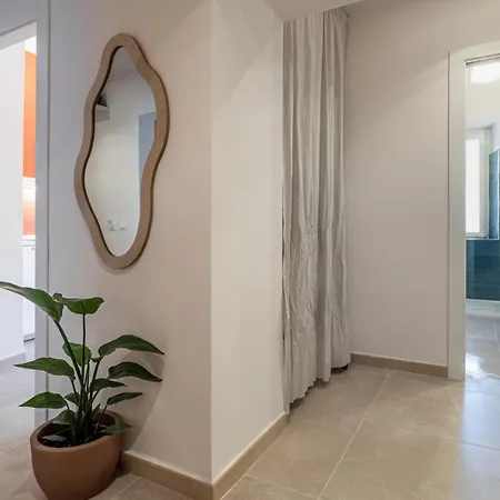 Apartment Lovely Oasi X7 - Near Station